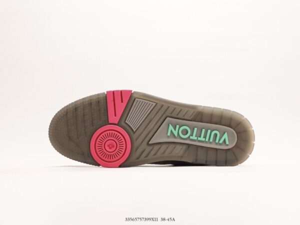 Louis Vuitton Trainer Grey Muticolor - Image 4