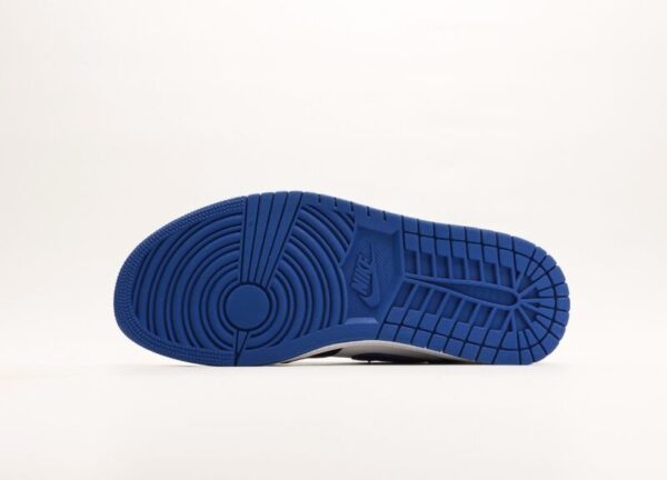 Jordan 1 Low Royal Toe - Image 5