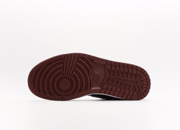 Jordan 1 Low Reverse Bred - Image 6