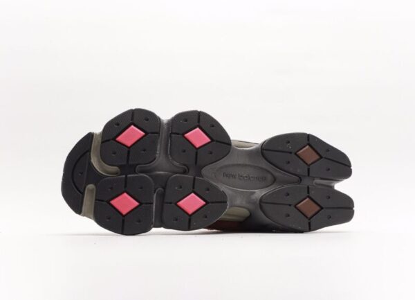 NB 9060 Low - Image 4