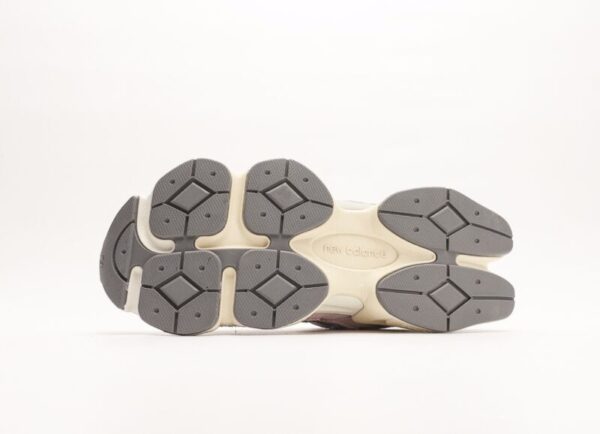 NB 9060 Low - Image 4
