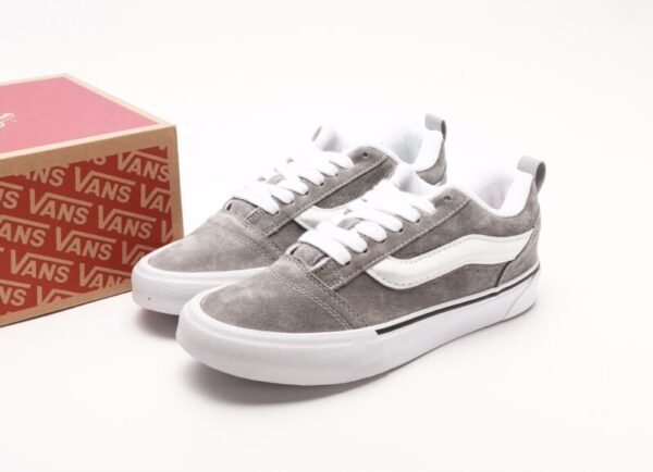 Vans Knu Skool