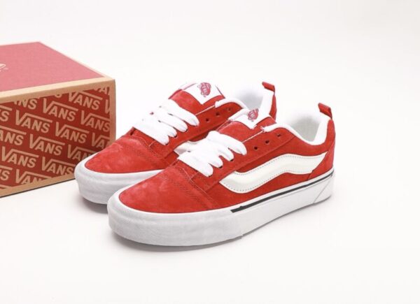 Vans Knu Skool