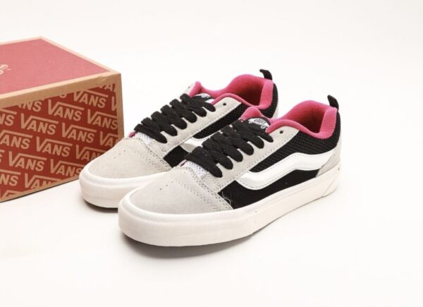 Vans Knu Skool