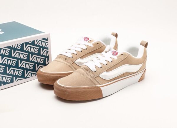 Vans Knu Skool