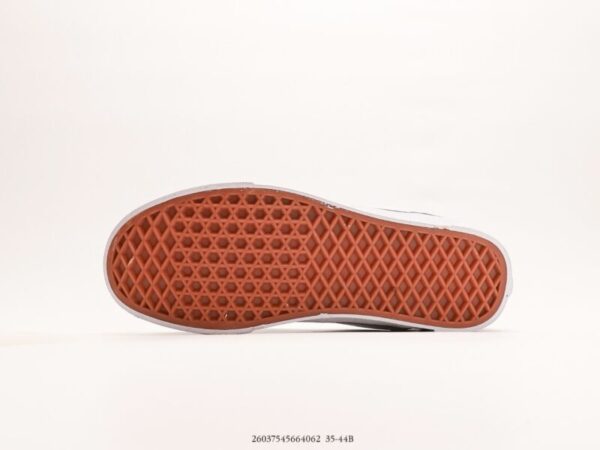 Vans Knu Skool - Image 5