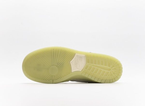 Nike SB Dunk Low “Mummy” - Image 4
