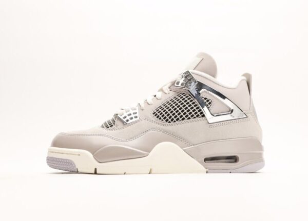 Air Jordan 4 Retro ‘Frozen Moments’