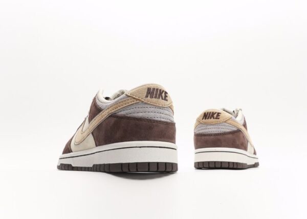 Nike x Otomo Katsuhiro SB Dunk Low Steamboy - Image 5