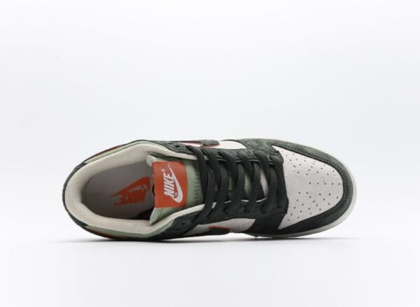 Nike SB Dunk Low X Otomo Katsuhiro Steamboy Green Orange - Image 3