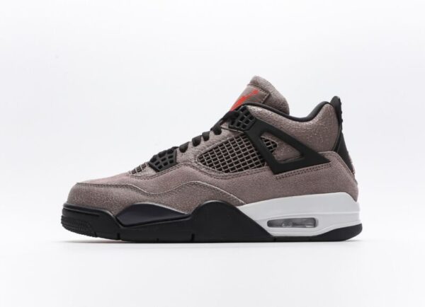 Air Jordan 4 Retro ‘Taupe Haze’