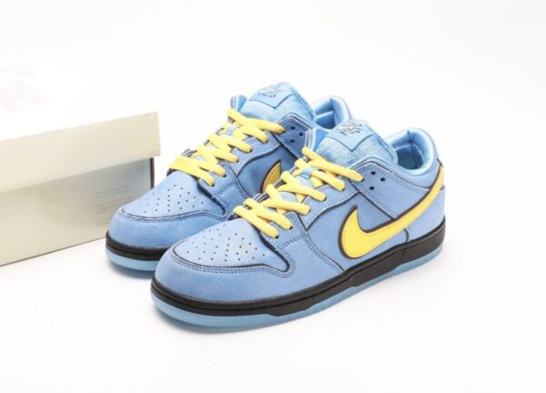 The Powerpuff Girls x Dunk Low Pro SB QS 'Bubbles' - Image 6