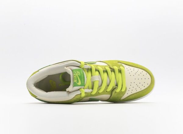 Nike SB Dunk Low “Green Apple” - Image 3
