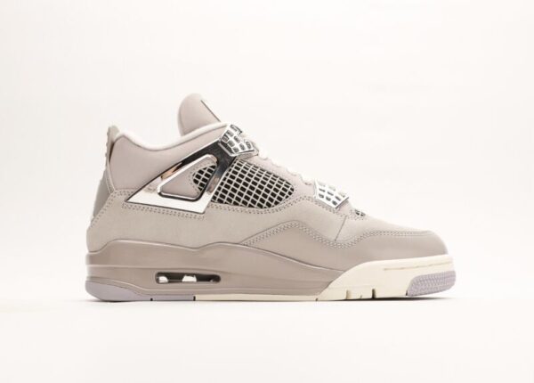 Air Jordan 4 Retro ‘Frozen Moments’ - Image 6
