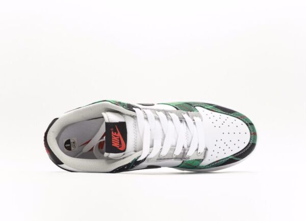 Nike SB Dunk Low Premium “Tartan Plaid” - Image 3