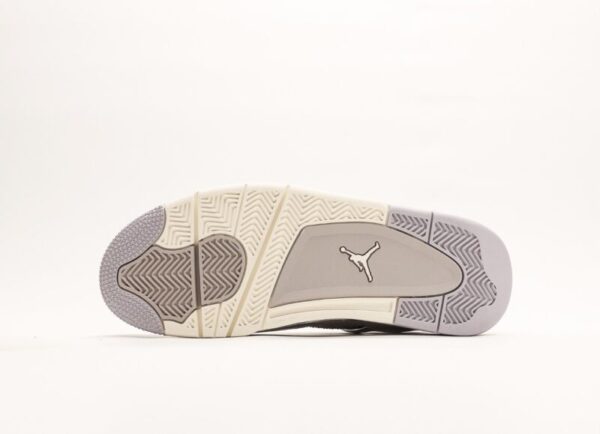 Air Jordan 4 Retro ‘Frozen Moments’ - Image 5