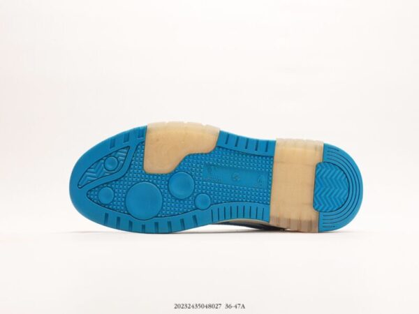 Out Of Office low-top - Image 4