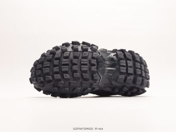 Balenciaga Bouncer Sneaker in Navy Blue - Image 4