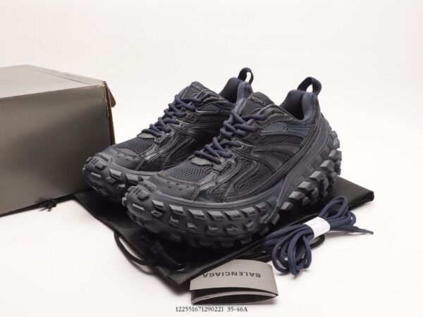 Balenciaga Bouncer Sneaker in Navy Blue - Image 7