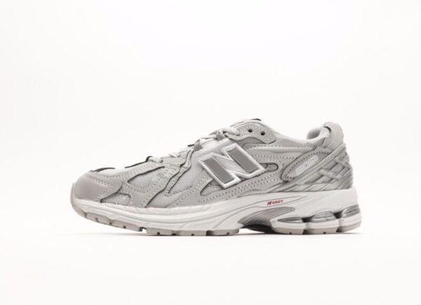 New Balance – M1906DH Silver Metallic