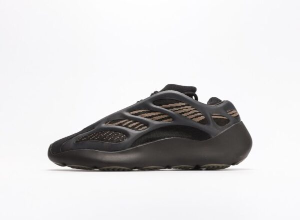 adidas Yeezy 700 V3 Clay Brown