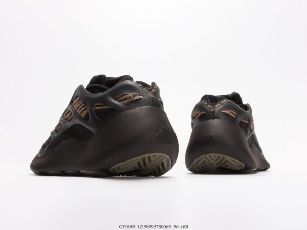 adidas Yeezy 700 V3 Clay Brown - Image 5
