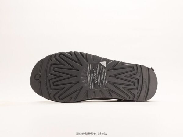 UGG® (Wmns) Mini Bailey Bow II - Image 4