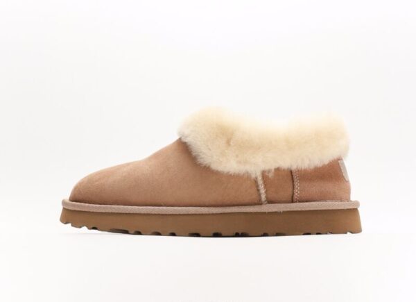 UGG® Classic Ultra Mini Fluff (Wmns)
