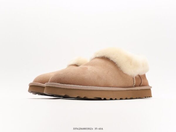 UGG® Classic Ultra Mini Fluff (Wmns) - Image 5