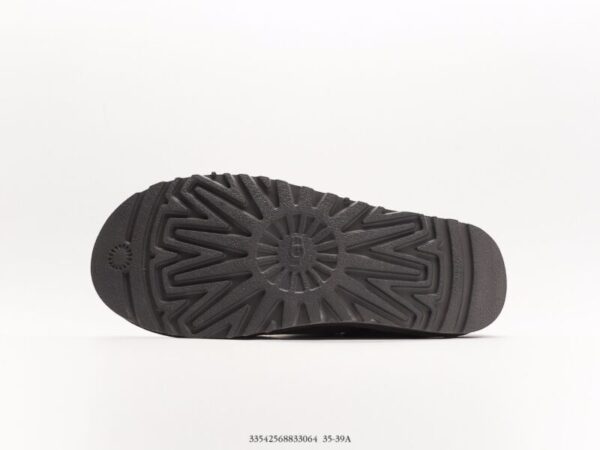 UGG® Mini Bailey (Wmns) - Image 4