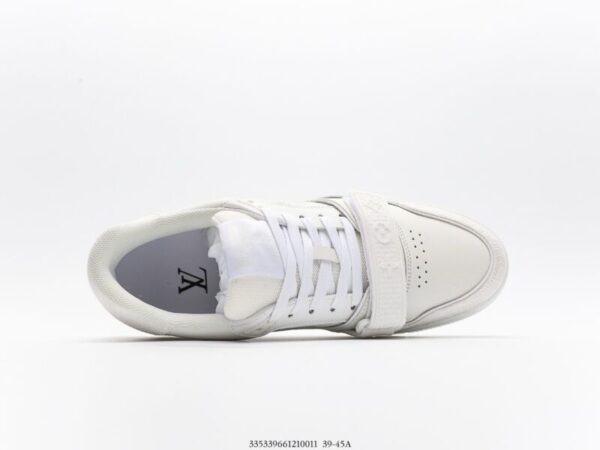 Louis Vuitton Trainer White - Image 3