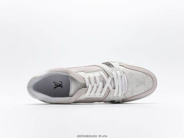 Louis Vuitton Suede Monogram White - Image 7