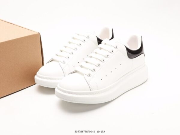Alexander McQueen Oversized White/Black - Image 6