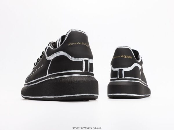 Alexander McQueen Oversized Black/White Outline - Image 5