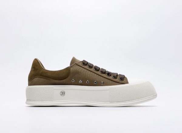 Alexander McQueen Deck Skate Plimsoll Khaki - Image 2