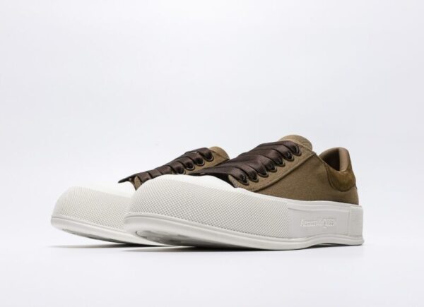 Alexander McQueen Deck Skate Plimsoll Khaki - Image 5