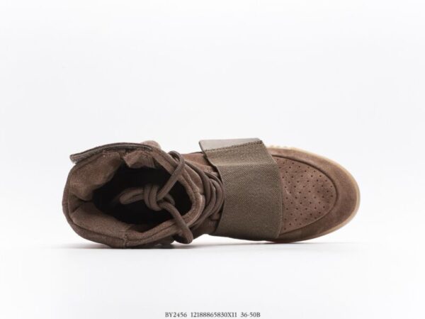 adidas Yeezy Boost 750 "Chocolate" - Image 3