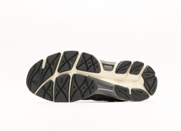 ASICS GEL NYC "Oatmeal Obsidian Grey" - Image 4